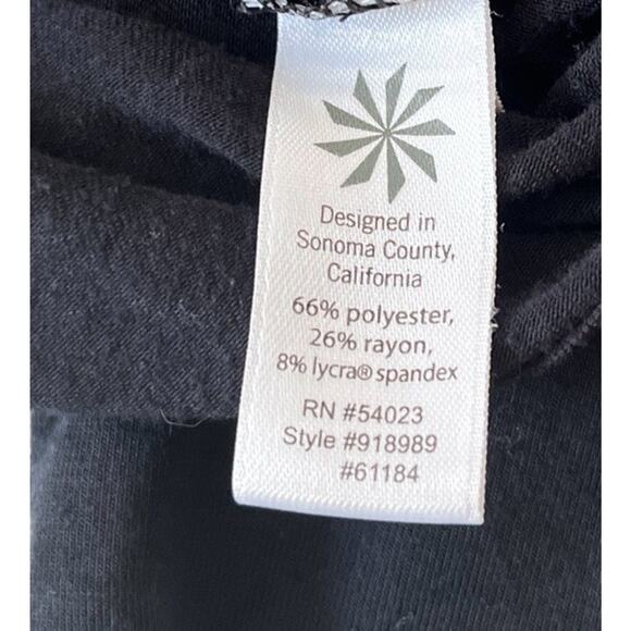 Athleta Ruched Sleeve T- Shirt Women L Black Thumb Hole Lightweight Athletic - Picture 10 of 11